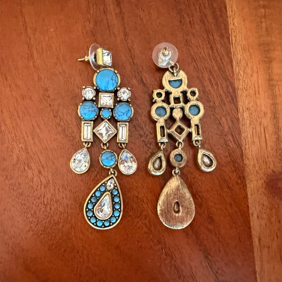Ann Taylor Vintage Blue Set - 2 necklaces, 2 sets of earrings, 1 ring - Picture 4 of 8